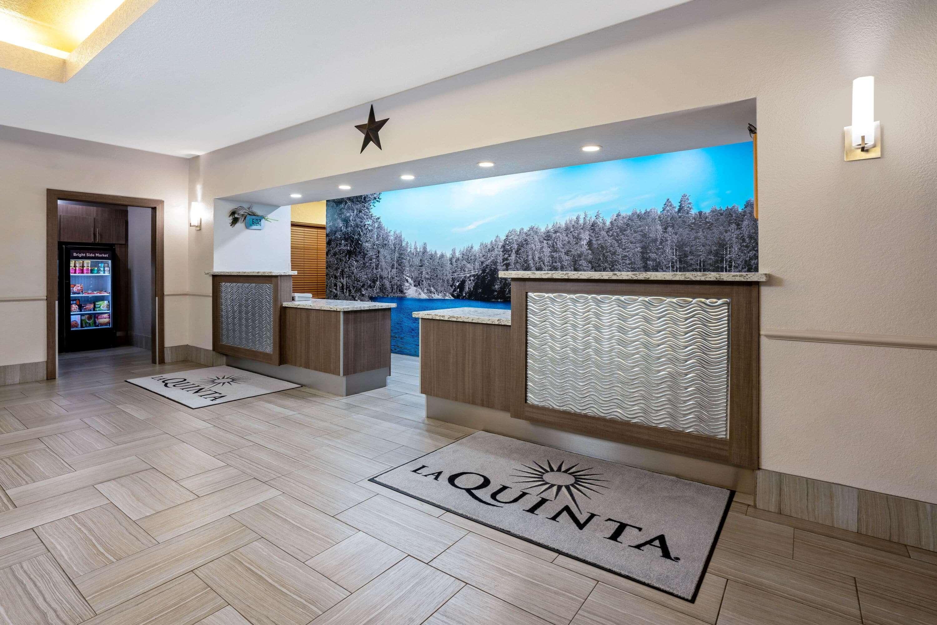 La Quinta By Wyndham Conroe Hotel Exterior foto