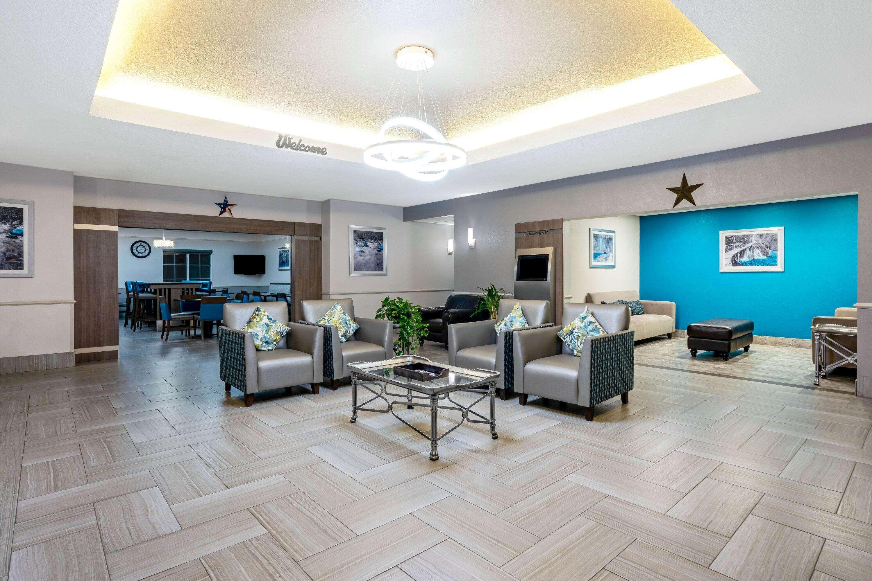 La Quinta By Wyndham Conroe Hotel Exterior foto